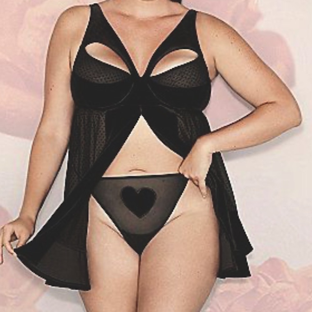 CACIQUE Babydoll Lingerie Set!